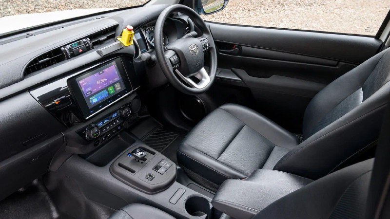 Toyota приступила к дорожным испытаниям водородного пикапа Hilux 4