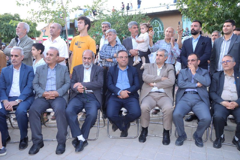 هیدج زیبا: چهارمین جشنواره انگور ابهر در روستای تاریخی درسجین پایان یافت ۲۳ شهریور۱۴۰۵عکس محمد رضا میرزایی╔═🍃🌺🍃═══════╗🌏 @hidaj_zib