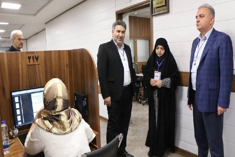 وبدا؛ رسانه سلامت وزارت بهداشت: 💢بازدید دکتر چنگیز، معاون آموزشی وزارت بهداشت از روند برگزاری آزمون‌ گواهینامه و دانشنامه تخصصی و فوق‌تخصصی پزشکی در دان