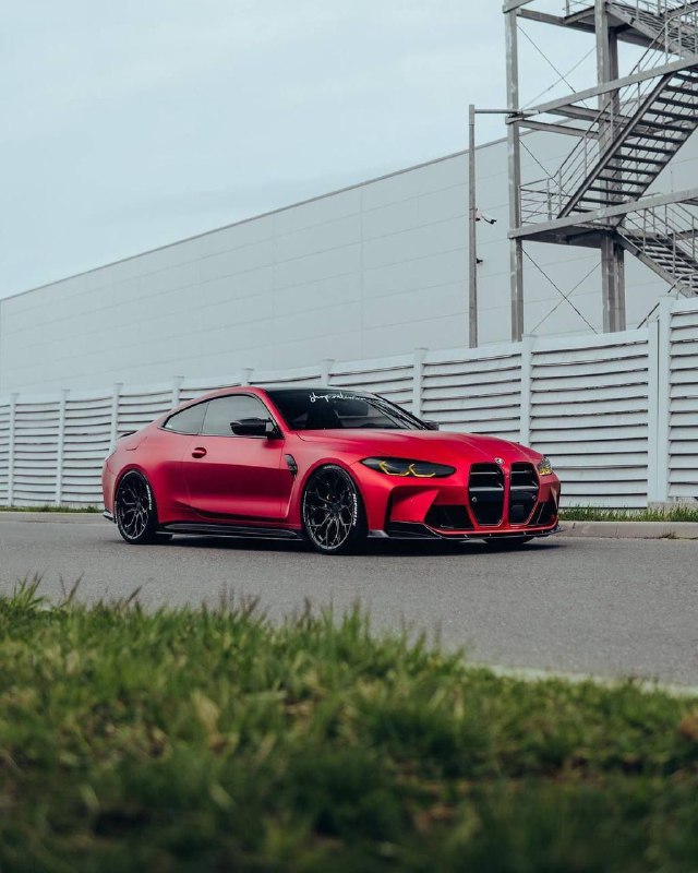 BMW M4 G82