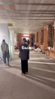 В Нижнем Новгороде на ярмарке фотографии и графики «Контур» завесили работы нескольких авторов, в том числе фотографа Александра Гронского.«Это стенд на ярмарке фотографии „Контур“ в Нижнем Новгороде. В ночь перед открытием суровые мужчины в пиджаках убеди