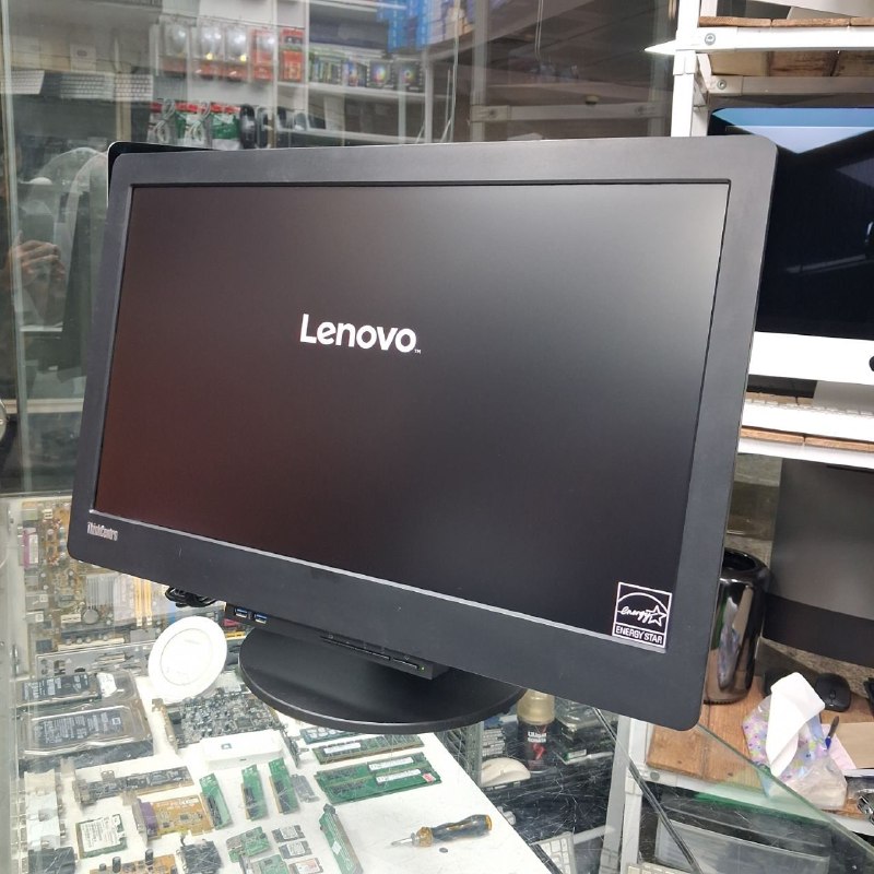 P R O C O M P: 🖥 Lenovo 10DQD⚙️ CPU : i5(6)⚙️ RAM : 8GB DDR4⚙️ Storage : 256GB SSD ⚙️ Graphic : intel⚙️ Display : 24" FHD🖥 Lenovo 10DQD