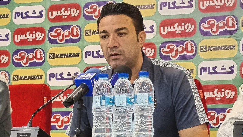 بیداری آذربایجان: جواد نکونام در نشست خبری پیش از دیدار مقابل پرسپولیس:🔹همیشه تقابل تیم‌های بزرگ شرایط خاصی دارد🔹تیم من فوتبال خوبی ارائه 