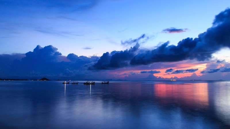 Floating legaciesHarbor and longtail boats at Ko Samui, Thailand (© Foto2rich/Shutterstock)