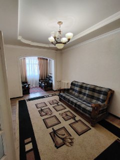 Срочно  сдаётся  квартира сергели  7 2 ком семья  рядом  метро  линия