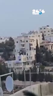 🇮🇱 d Arab reports were hoisted over a building in Hebron: IDF forces took control of a building in the city of Hebron and turned it into a forward headquarters as part of the operation after the attack on Friday. According to the reports, D were hanged throughout the building. Israel News.