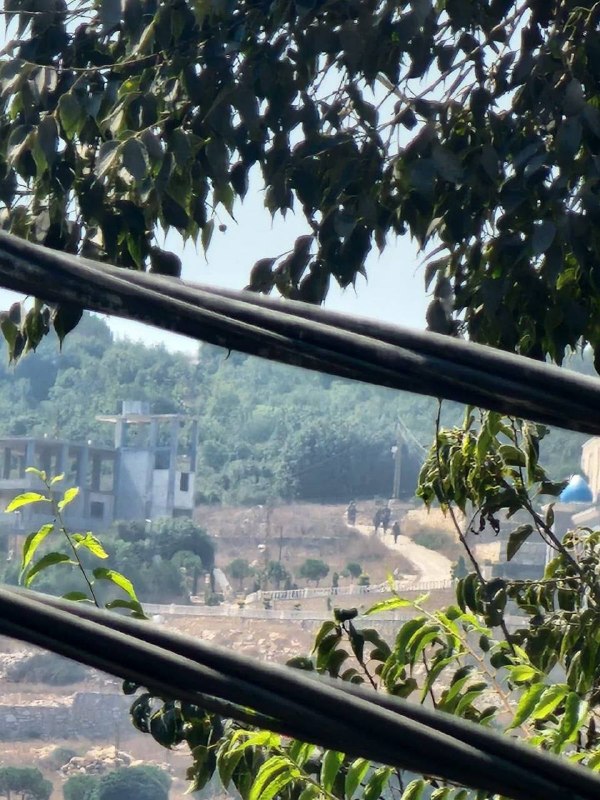 🚨 כוח חי"ר ישראלי נע לאזור שבין העיירות עיתא אל-ג'בל ובית יהון