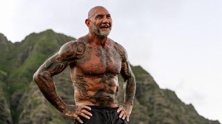 Дэйв Батиста может сыграть Кратоса в сериале по God of War  Актёр ведёт переговоры с Amazon, пишут СМИ. Райан Хёрст, предыдущий исполнитель роли, выбыл из проекта из-за травмы.  Съёмки с Батистой могут начаться уже осенью. Студии придётся всё начинать снач
