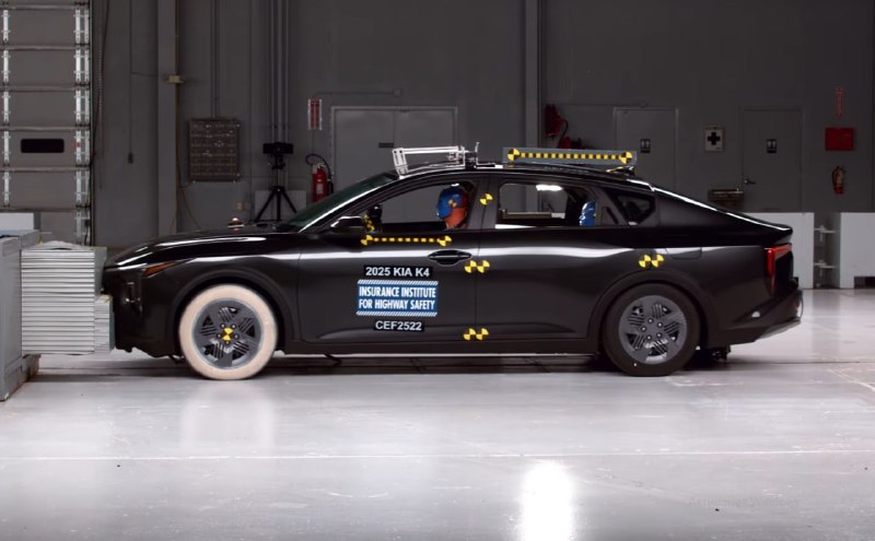 Названы самые безопасные автомобили 2026 года
