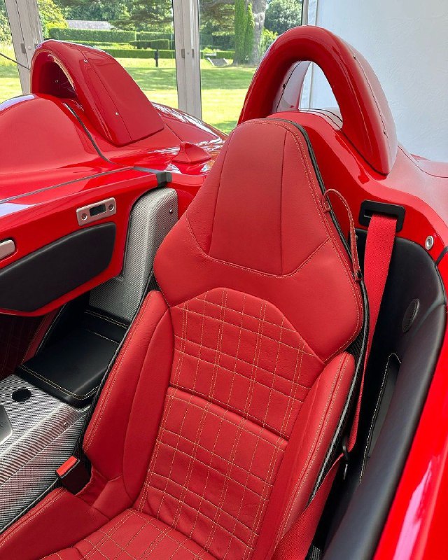 MB SLR McLaren Stirling Moss 75/75 7