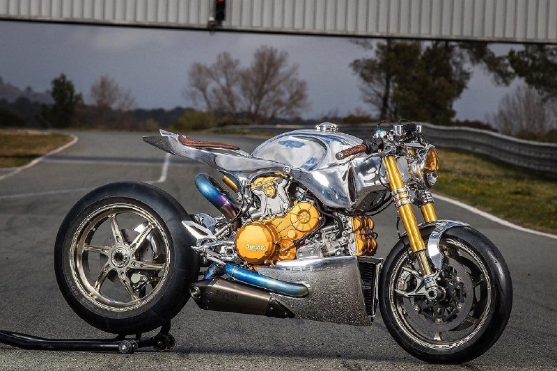 Ducati 1199 Panigale by Ortolani 6