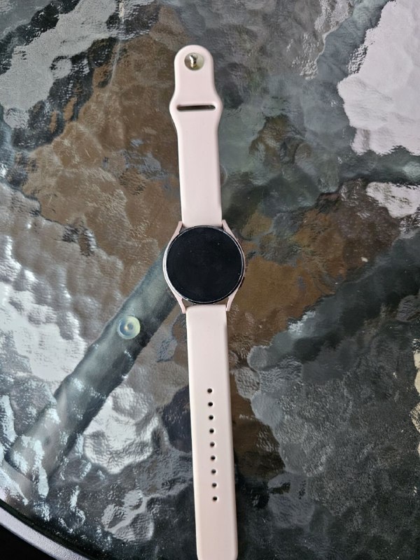 Продаю samsung galaxy watch 4