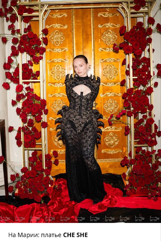 Блестнула тут на днях на премии ТОП-50 в платье от моей любимой Ольги Чернощековой “CHE SHE design”, еще и поумничать успела — все для журнала Собака.руБлестнула тут на днях на премии ТОП-50 в платье от моей любимой Ольги Чернощековой “CHE SHE design”, еще и поумничать успела — все для журнала Собака.ру