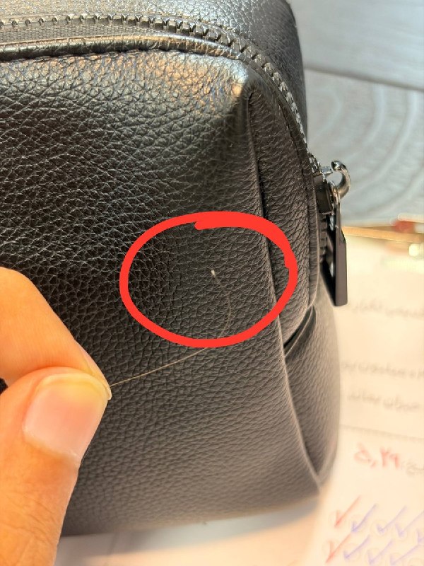تربت جام آنلاین: دونه سفید رنگ انتهای تار مو❌خطرناک ترن نوع ریزش❌بخاطر اینکه مو با پیازچه خارج میشه و دیگه پیازی نیست که جاش در بیاد، و ا