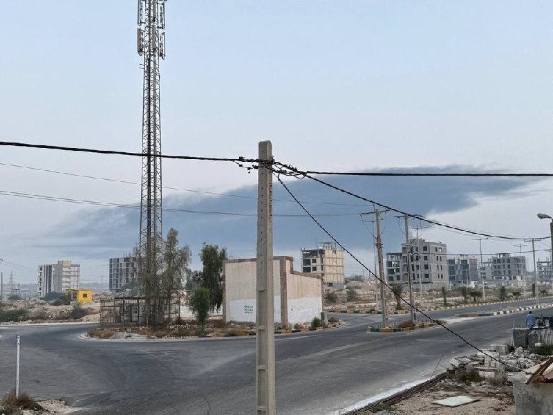 🇺🇸🇮🇷 - תקיפות כבדות של ארה"ב פגעו באי קשם.
