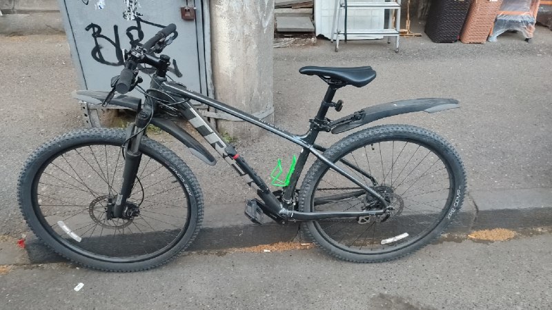 Продам велосипед, trek marlin 5. Покупался в Тбилиси в магазине Extreme за 1800 лари в сентябре 2025 — фото 1