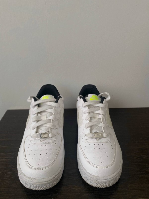 Кроссовки Nike Air Force 1 белые, размеры UK 5, EUR 38, российский размер 36,5 (подойдут также на 36 — фото 1