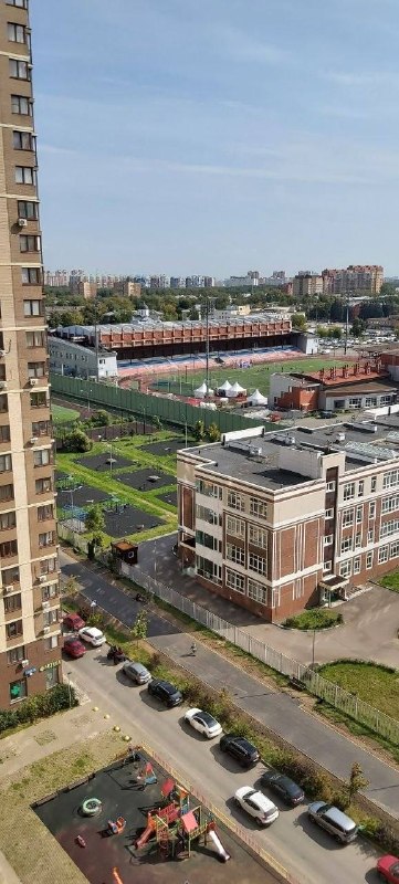 От подписчицы:Микрорайон Центральный, дорога вдоль школы № 11.
