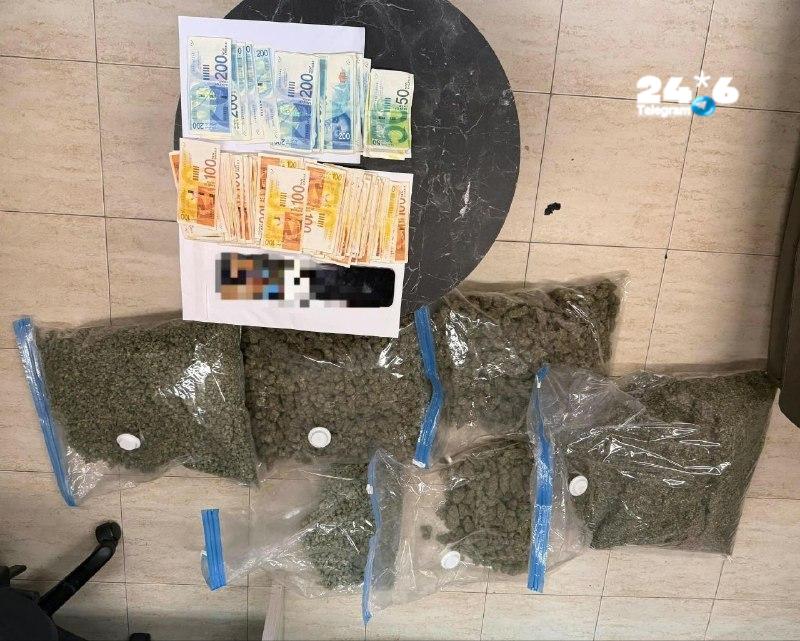 🇮🇱 8 ק"ג של סם מסוג קנאביס, ועשרות אלפי שקלים במזומן נתפסו בדירה בקריית ים, חשוד נעצר.