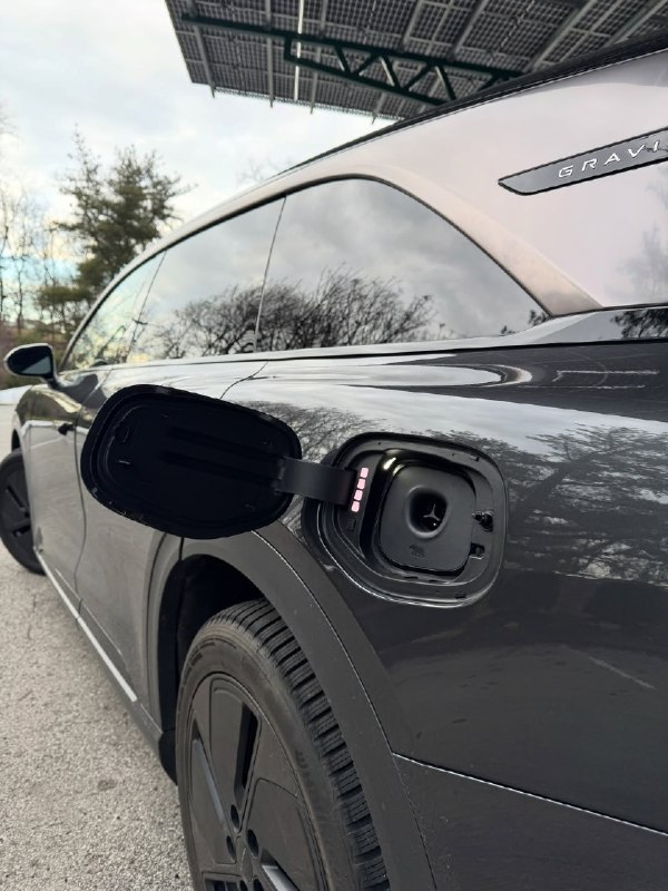 Lucid Gravity Grand Touring 2026 года 6