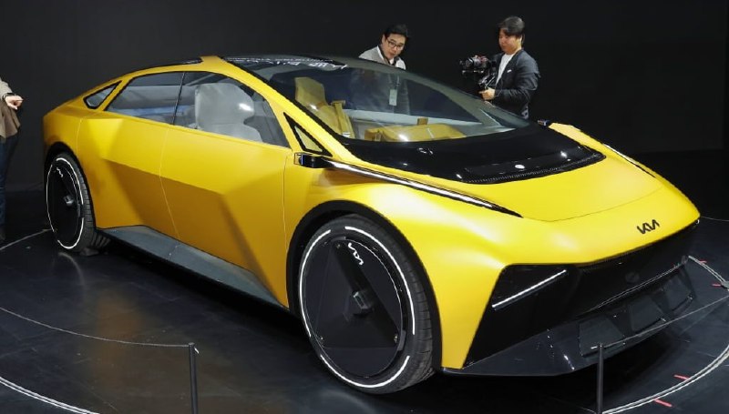 Kia показала концептуальный седан Vision Meta Turi...