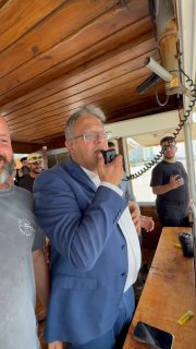 בן גביר יוצא מגדרו ורץ אל שפת הים, מנסה להאיץ בבוחרים להצביע: "שיעורי ההצבעה ברהט ובנגב מטורפים, ובאום אל-פ…