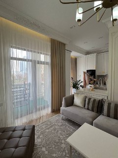 Remontli 6 xonali uy sotuvda, Toshkent City, Shayxontohur