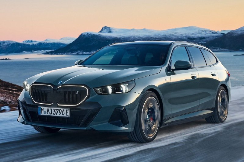 Представили новый универсал BMW 5 серии 3