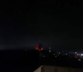 طيران الاحتلال يشن غارة على دير الزهراني جنوب لبنان