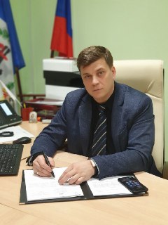 Главу Бодайбо отправили под домашний арест. Этой зимой город остался без отопления в 40-градусный морозГлаву Бодайбинского городского поселения Иркутской области Алексея Ботвина отправили под домашний арест до 26 апреля в рамках дела о превышении должностн