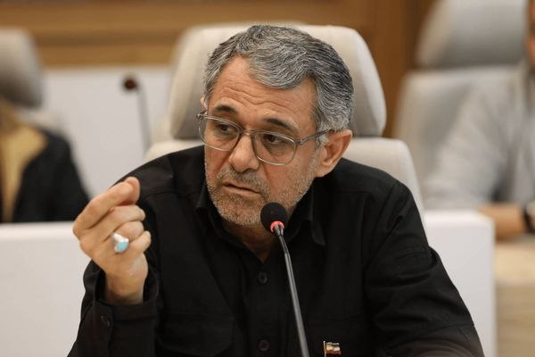 آخرین خبر اردبیل: حقوق کارکنان برای نیمه دوم سال افزایش پیدا کند🔹صدیف بدری عضو کمیسیون عمران مجلس: لازم است برای نیمه دوم سال، افزایش حقوق