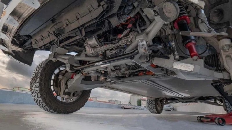 Для Tesla разработали лифт подвески 7