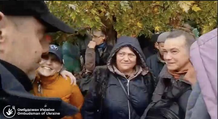 המשימה ההומניטרית באולשקי הסתיימה, אמר נציג הצד הרוסי. אוטובוסים הנושאים את תושבי העיר שרצו לעזוב כבר נמצאי…