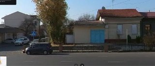 Участок под бизнес, с возможностью построить стоянку сбоку