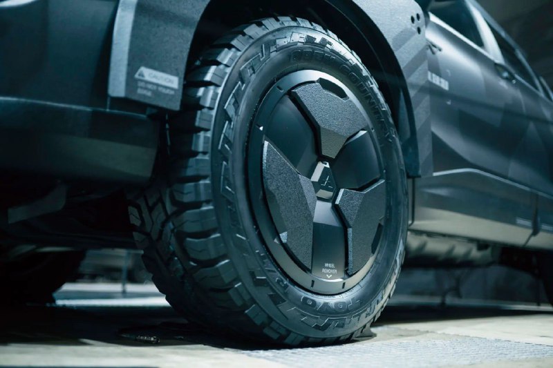 Mitsubishi Outlander получил внедорожную версию Night Seeker 4