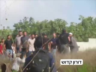 🚨תקשורת ישראלית: הרגע שבו פלסטיני תפס את נשקו של חייל ישראלי בכוחות המקומיים הבוקר וירה בו למוות לאחר שישר…