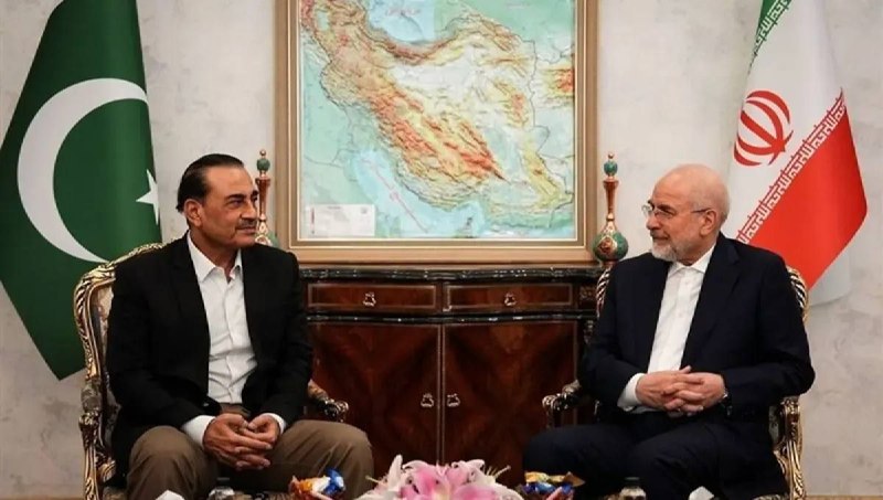 ایران خبر: جزئیات پیشنهاد عاصم منیر به ایران؛ الحدث به نقل از منابع آگاه مدعی شد 🔹️ عاصم منیر به رضایی گفته است که واشنگتن و تهران