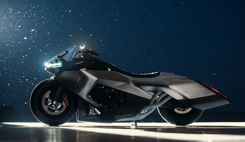 BMW показала футуристичный байк с рядной «шестеркой» 4