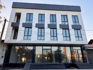 Сдаётся в аренду  1350м2 Ориентир: Ж.К Аламазар Сити / Жомий