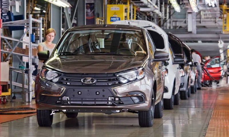 АвтоВАЗ может перейти на четырёхдневку осеньюАвтоВАЗ официально сообщил, что в н