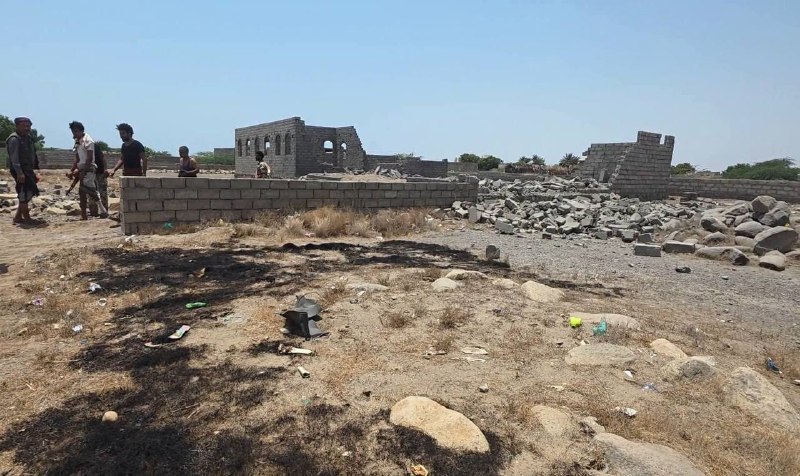 🔴הכוחות החמושים של תימן הורסים את המחבואים של האויב הסעודי באל-ח'אווה, תימן.
