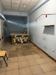 Фархадский базар, на втором этаже продаётся магазин 23 м2