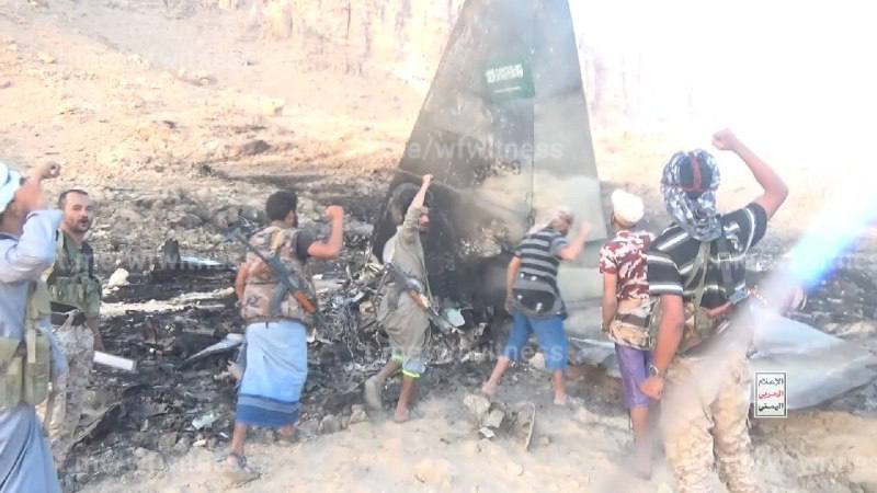 ️🇸🇦🇾🇪🇾🇪 Additional photos showing the Saudi F-15 that was shot down over the city of Maariv in Yemen.