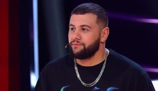 С рэпера Navai требуют 91к рублей за ущерб инфраструктуре Москвы — во столько столичные власти оценили сбитые бордюр и светофор в результате ДТП на Зубовском бульваре.Иск о взыскании 91 282 рублей поступил в суд Москвы 7 июля. Речь об аварии 5 мая рядом с 