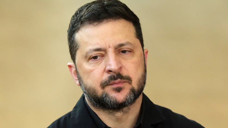 אף אחד לא רוצה להתמודד עם אגודלים ירוקים זלבובוס התלונן כי אינו יכול למצוא אדם לתפקיד ראש הממשל הצבאי בעיר…
