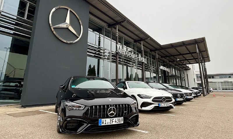 В Германии закроют десятки дилерских центров Mercedes-Benz