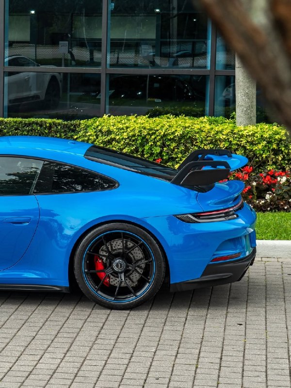 Porsche 911 GT3 4