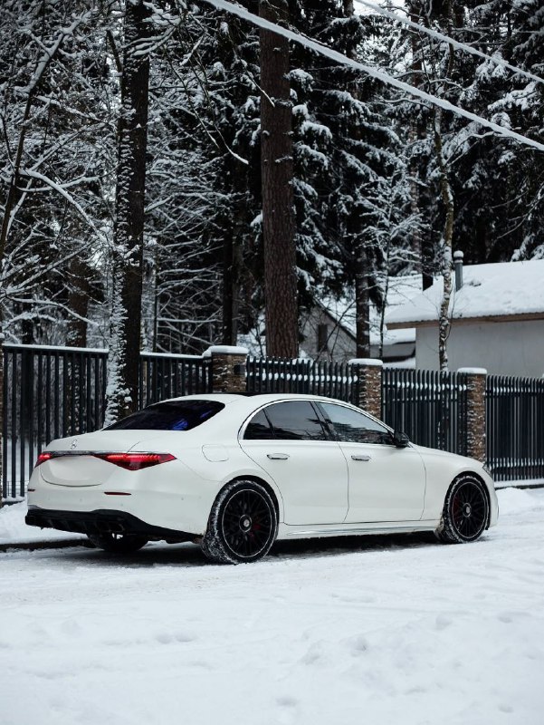 Mercedes Benz S63 E AMG 805 HP V8 BITURBO 7