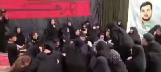 🎥 קבורת גופתו של ארביין חוסייני שנהרג בח'מיין