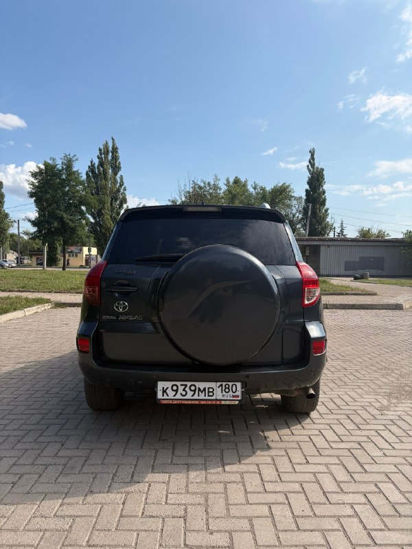 Продам 🤝
Toyota rav4 2.0 mt, 2006 года
Цена: 870.000 руб.

Надежный и ухоженный автомобиль в родном окрасе, без дтп — подтверждается отчетами
Кузов в хорошем состоянии для своих лет, без рыжиков, пороги обработаны, силовая часть целая. Есть лишь незначительные царапины

Полностью обслужен: заменены масло и все необходимые расходники. В салоне работает каждая кнопка
Климат контроль исправен

Двигатель в отличном состоянии, тянет уверенно, расход 9–10л. Мкпп переключает четко, без хруста и посторонних звуков
Установлен автозапуск
Рав4 на полном приводе
Я собственник по документам
Осмотр в макеевке

📞 +79498463616
📞 🇷🇺 Звоните: +79498463616 - фотография - 4